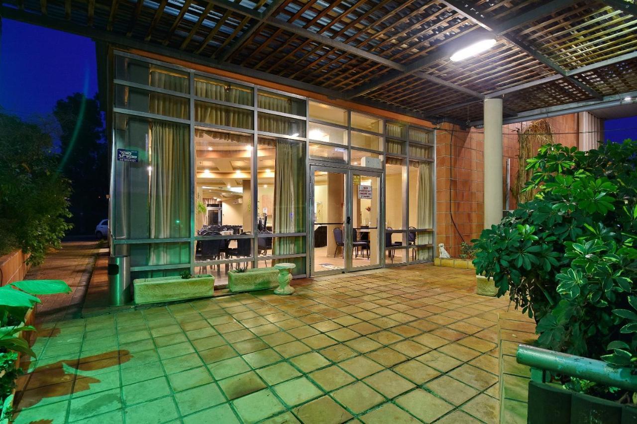 Pearl Of The Valley Hotel Kfar Tavor Εξωτερικό φωτογραφία
